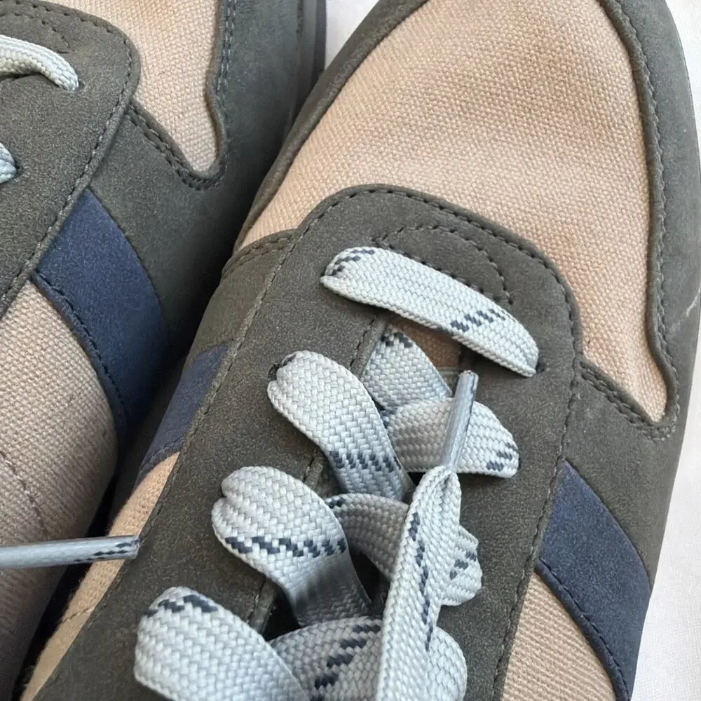 SOUL Naturalizer Charlie Sneaker Women's 9.5 Gray Blue Retro Lace Up Lifestyle